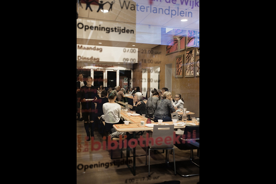 Wereldrestaurant, Waterlandplein 30-08-2014